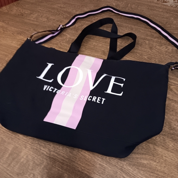 Victoria's Secret Tote - Picture 4 of 6